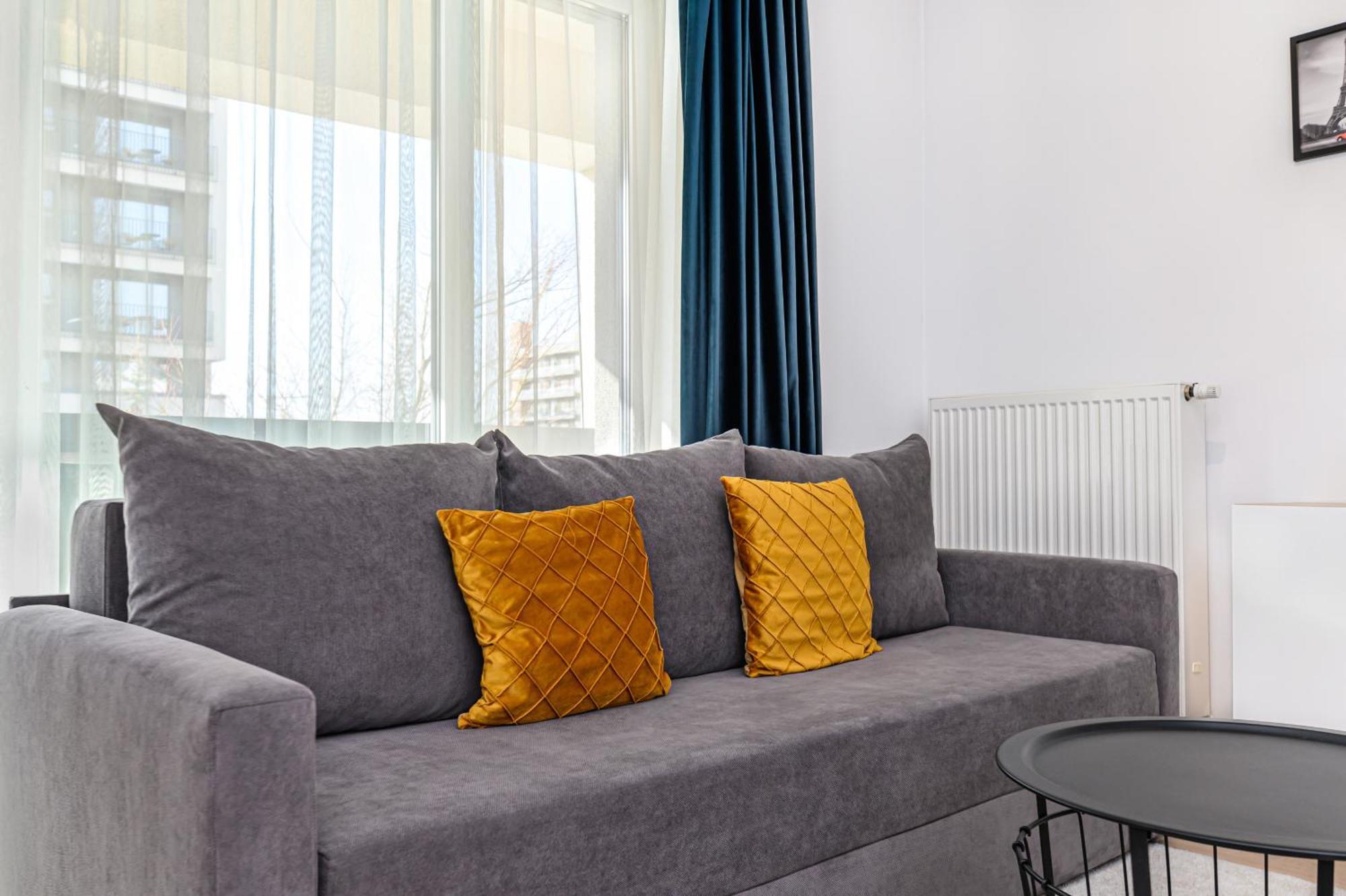 Jad - Luxury 3 Rooms & 2 Rooms Apartments In Kasper, Near Coresi Mall Braşov Extérieur photo
